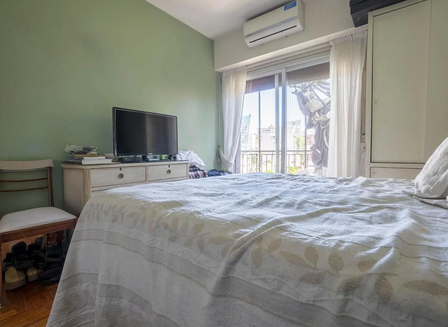 Excelente departamento 5 ambientes + dependencia Recoleta 5