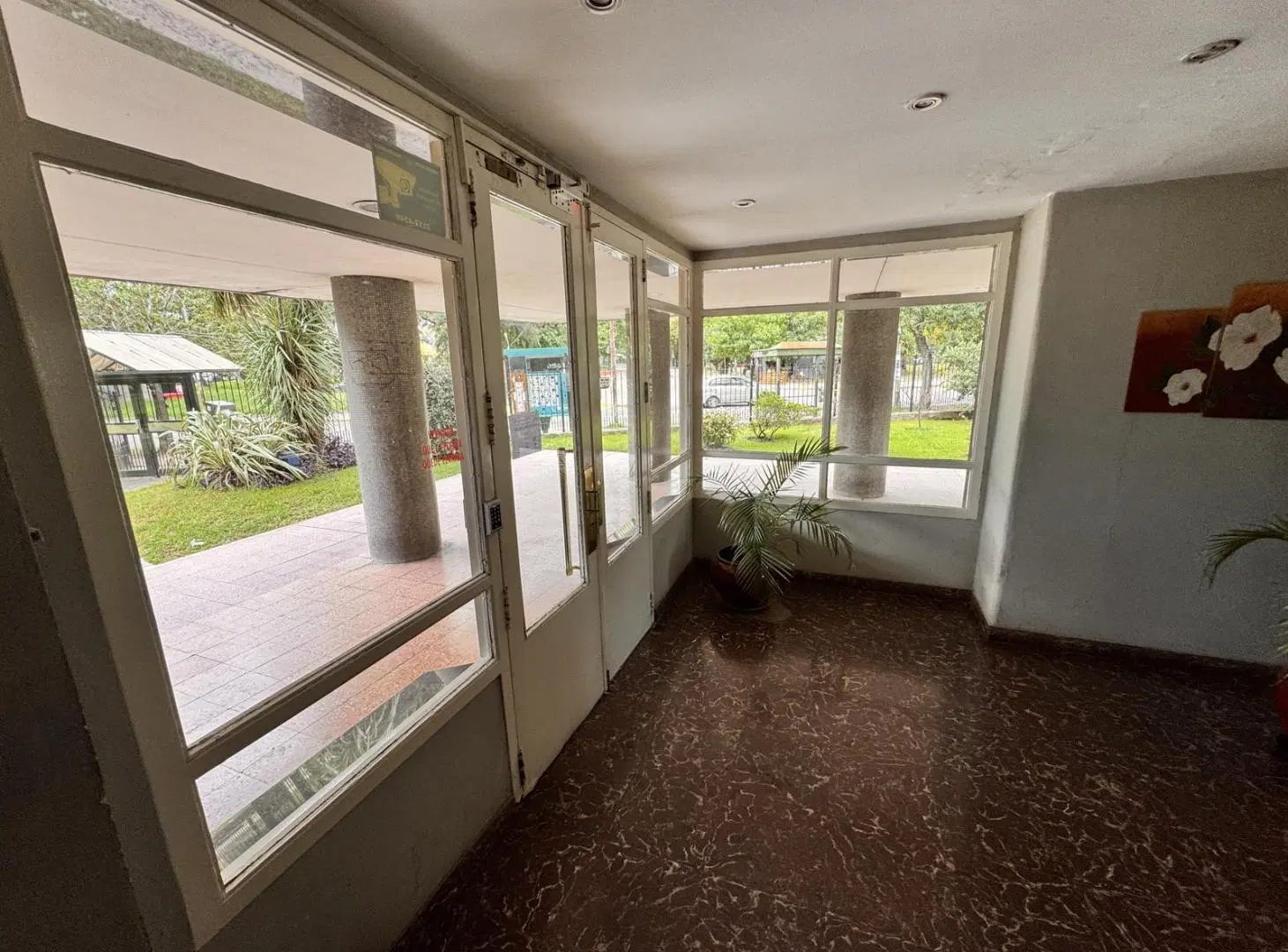Venta Departamento 3 Ambientes Balcón Cochera en Villa Celina 5