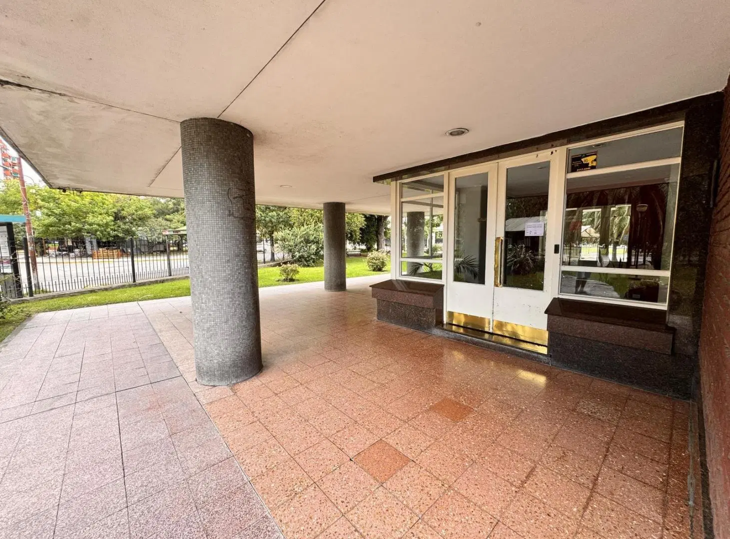 Venta Departamento 3 Ambientes Balcón Cochera en Villa Celina 3