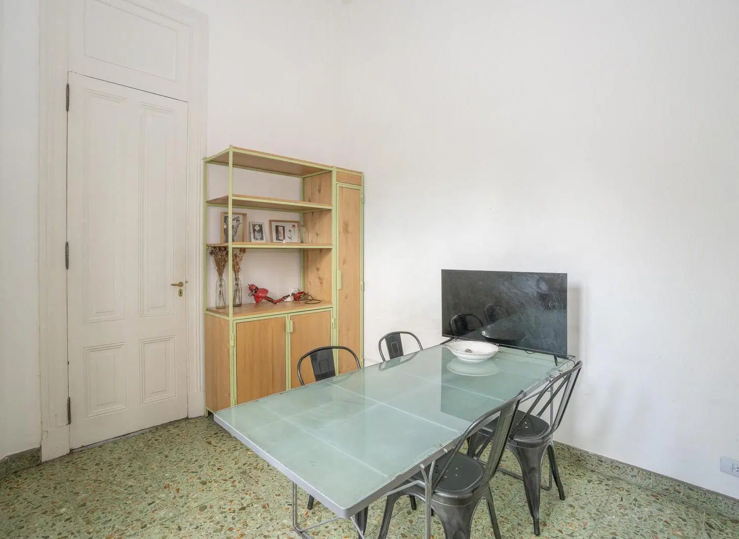 VENTA | PH 3 Ambientes Amplios Luminoso Reciclado 2 Pisos por Escalera Techos Altos Doble Altura 4