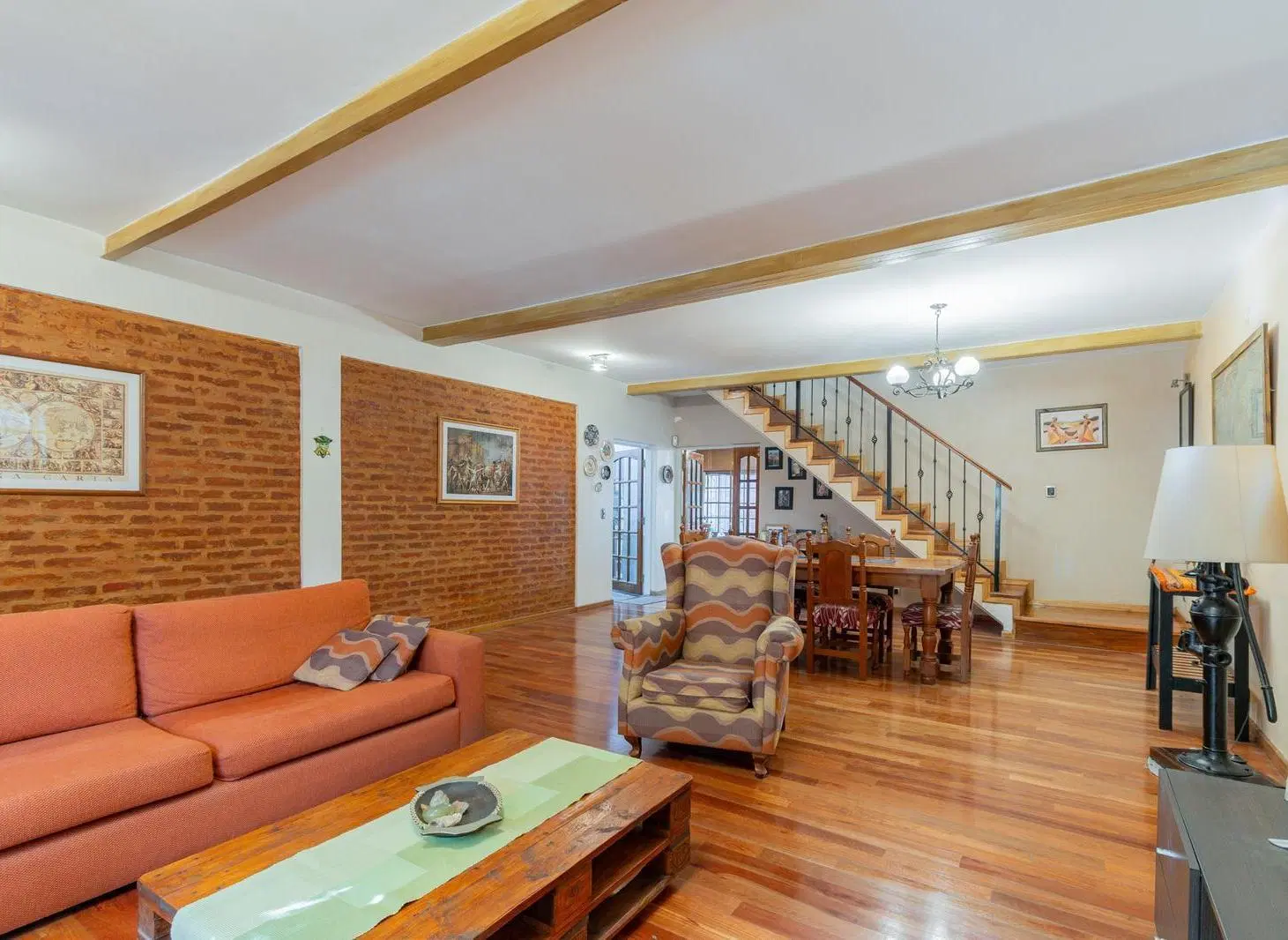 Venta Casa 6 Ambientes Cochera Jardín Quincho Piscina en Mataderos 5