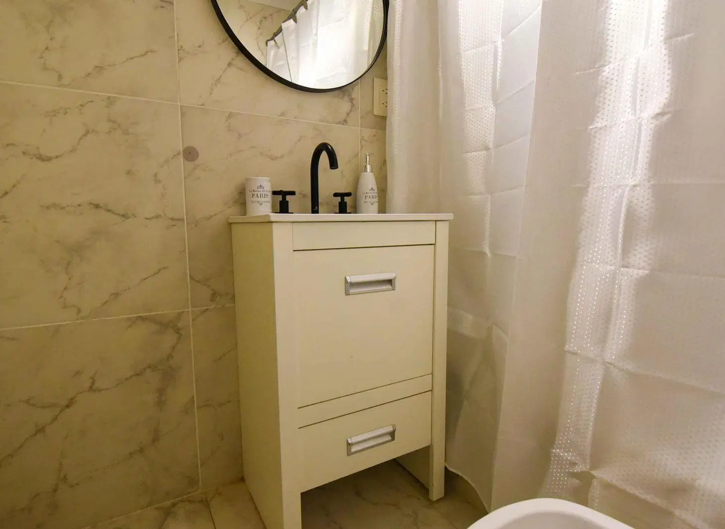 VENTA DEPARTAMENTO DOS AMBIENTES CON PATIO RECOLETA REFACCIONADO A NUEVO - EXCELENTE UBICACION 2