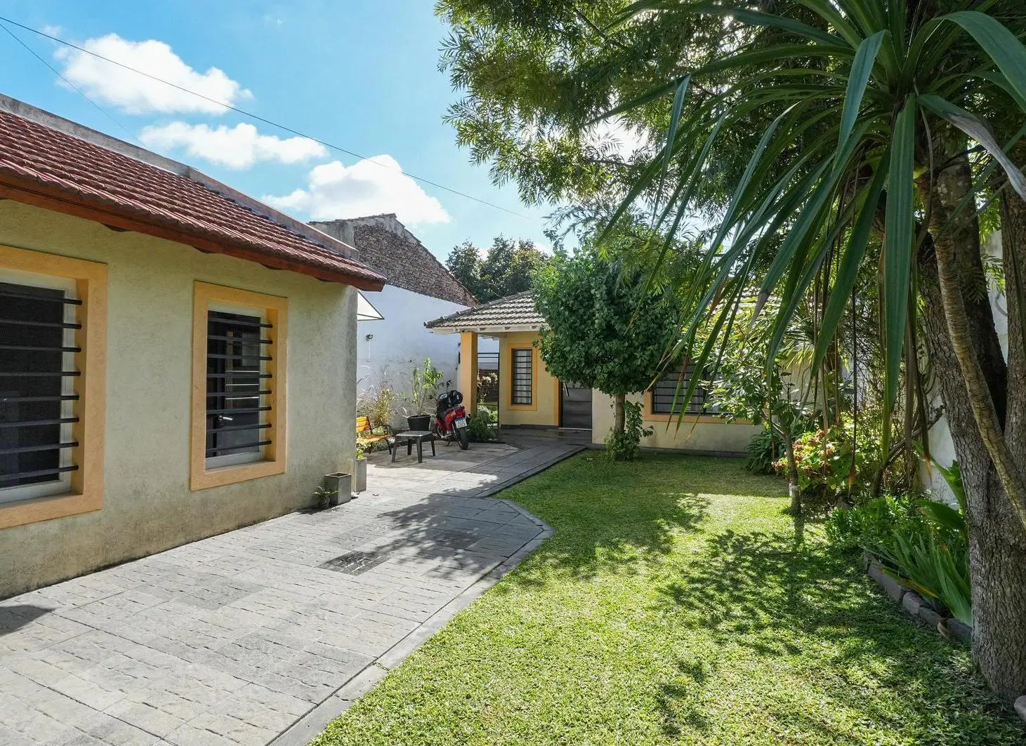 Impecable Casa 4 ambientes Parque Quincho Lanus 5