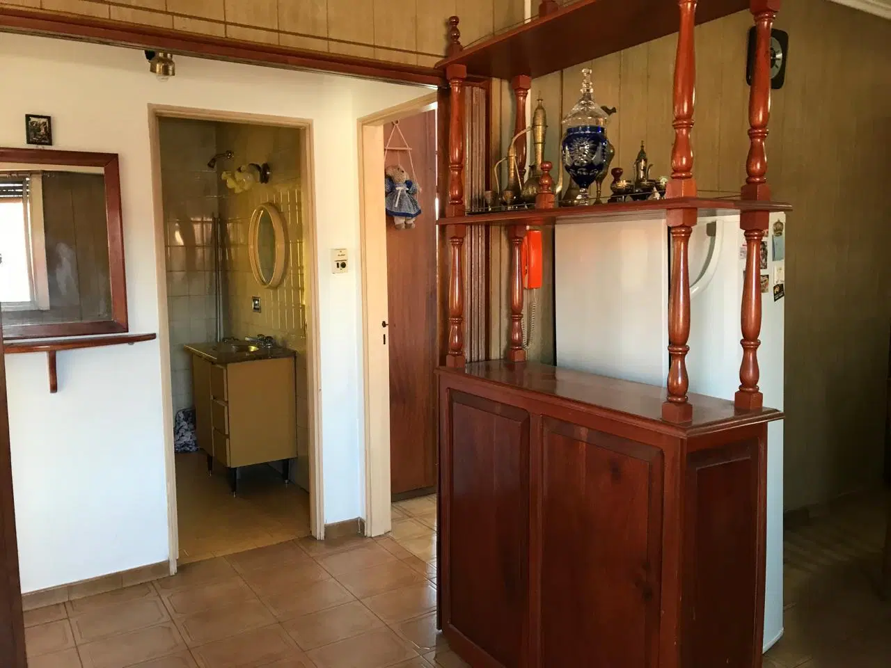 Propiedad ideal para 2 familias.  Zona de múltiples accesos 5