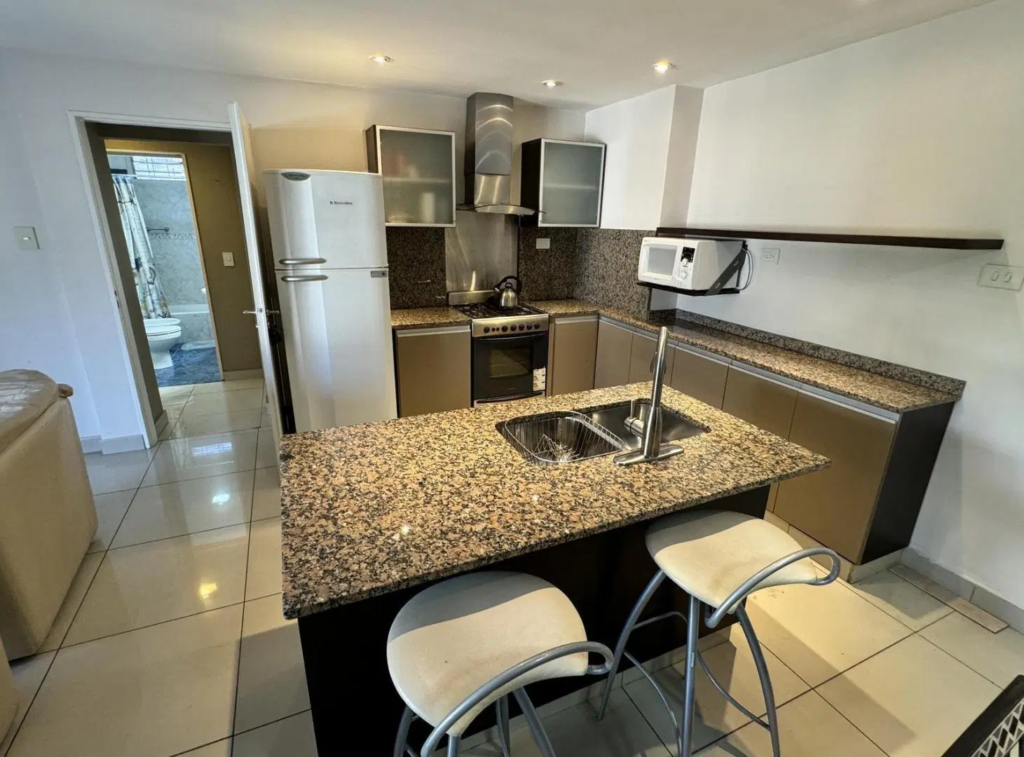 Venta Casa Ideal 2 Familias + Local Quincho Parrilla Villa Riachuelo 8