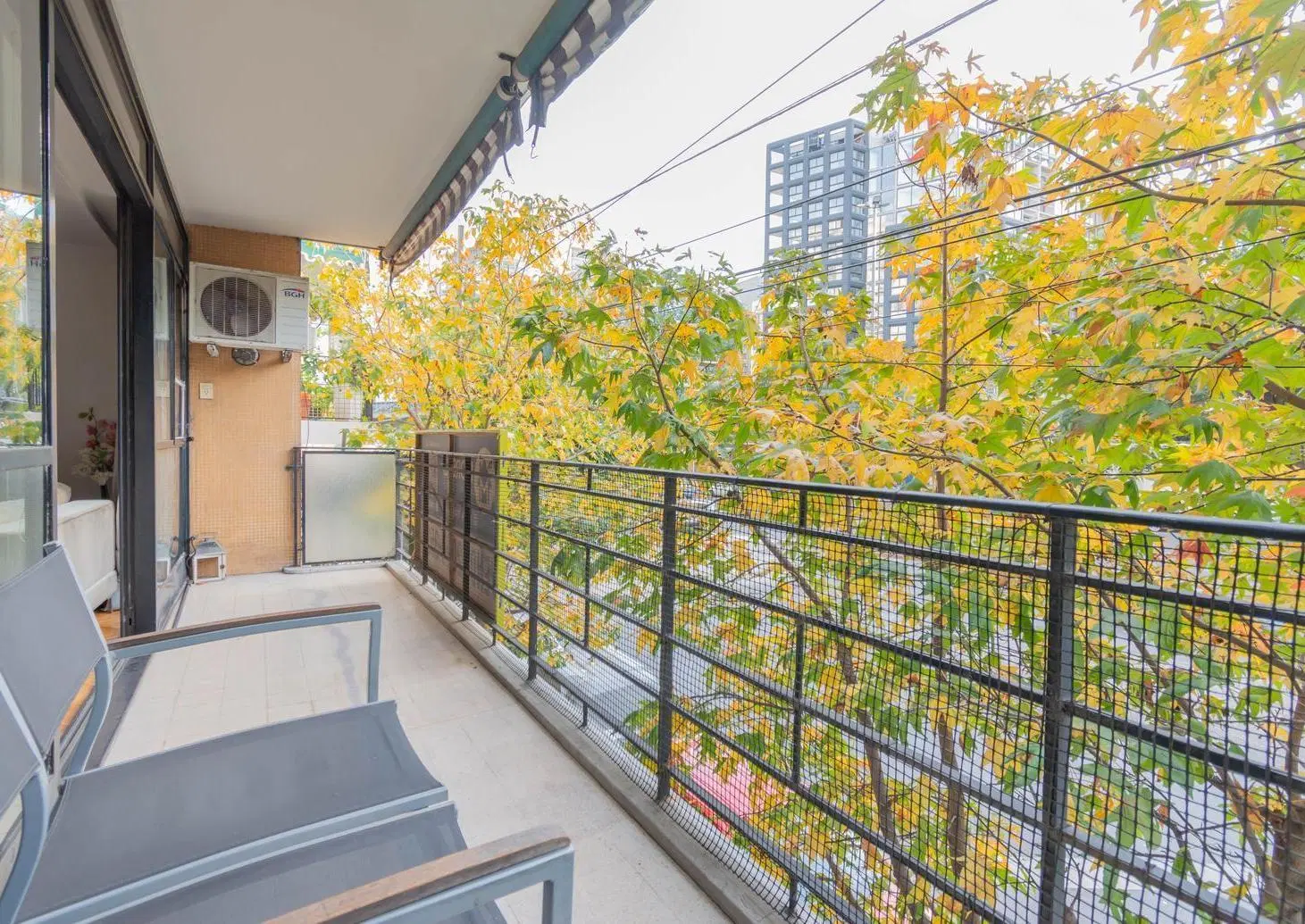 VENTA DPTO 4 AMB BALCON Y COCHERA 2
