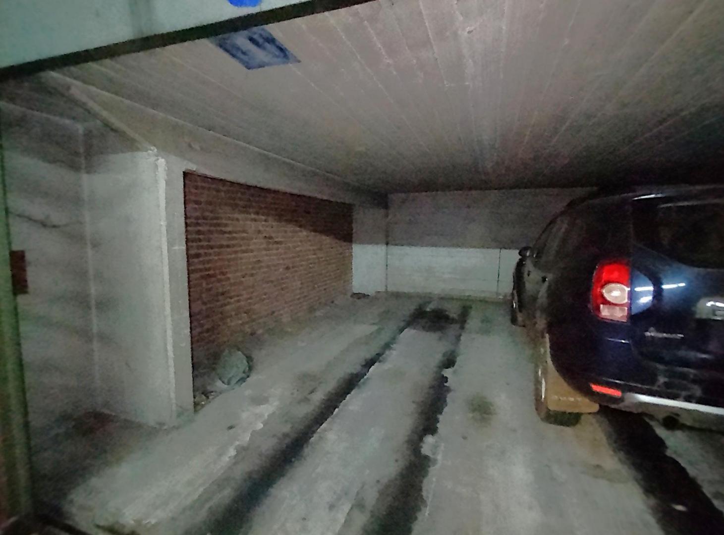 VENTA COCHERA EN RETIRO - RODRIGUEZ PEÑA Y AV. LIBERTADOR