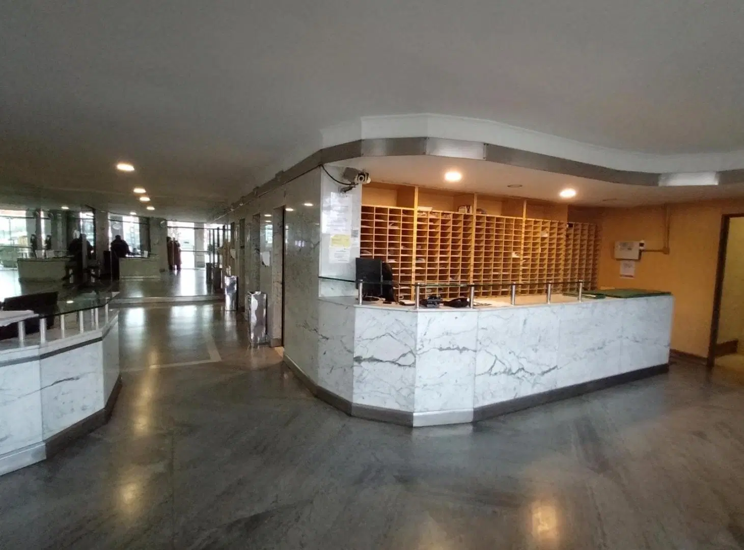VENTA DEPARTAMENTO MONOAMBIENTE CON SOLARIUM Y LAUNDRY AL LADO DEL PATIO BULLRICH- RETIRO 3