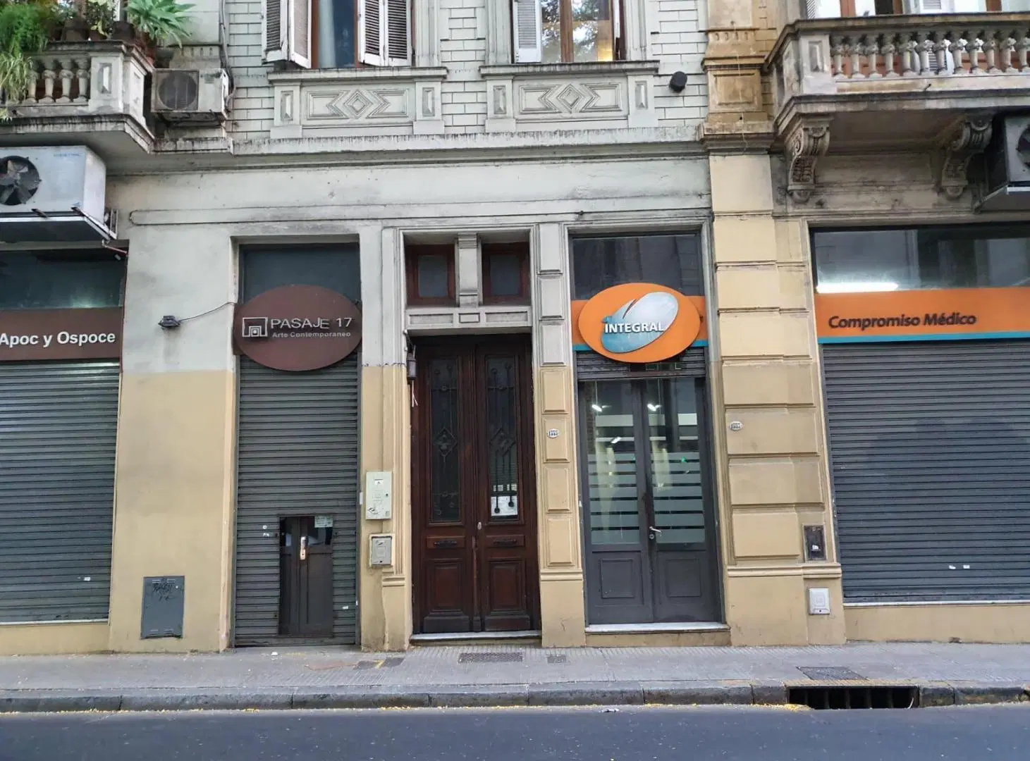 Oficina comercial apta vivienda Pasaje de la Piedad 2