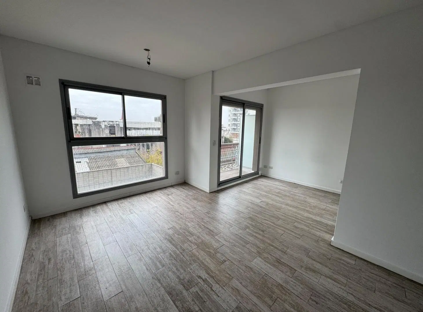 VENTA MONOAMBIENTE DIVISIBLE CON BALCON - DOMINICO- PISCINA Y VISTA ABIERTA 4