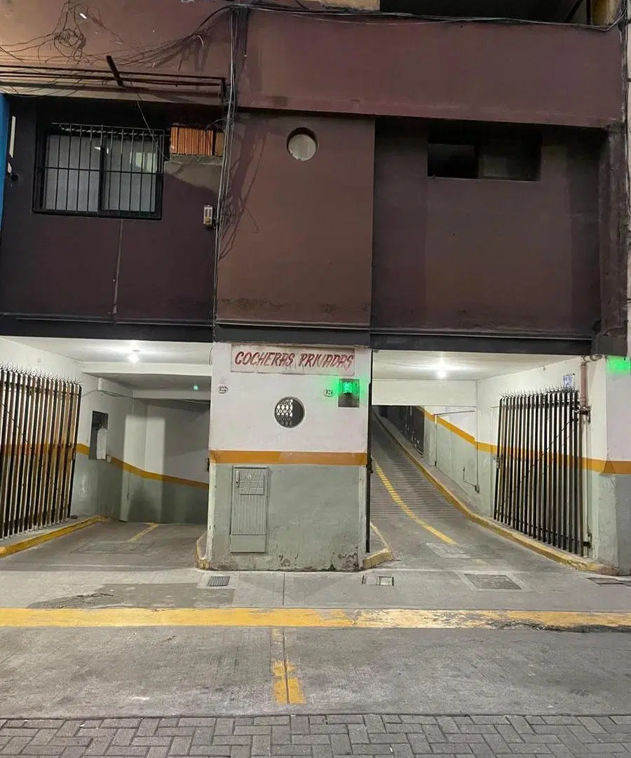 Cochera en San Nicolás 3