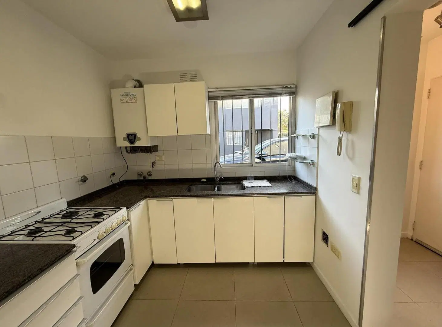 Alq PH tipo Casa 4 Amb San Isidro Beccar c/Pileta y Cochera en Condominio 4