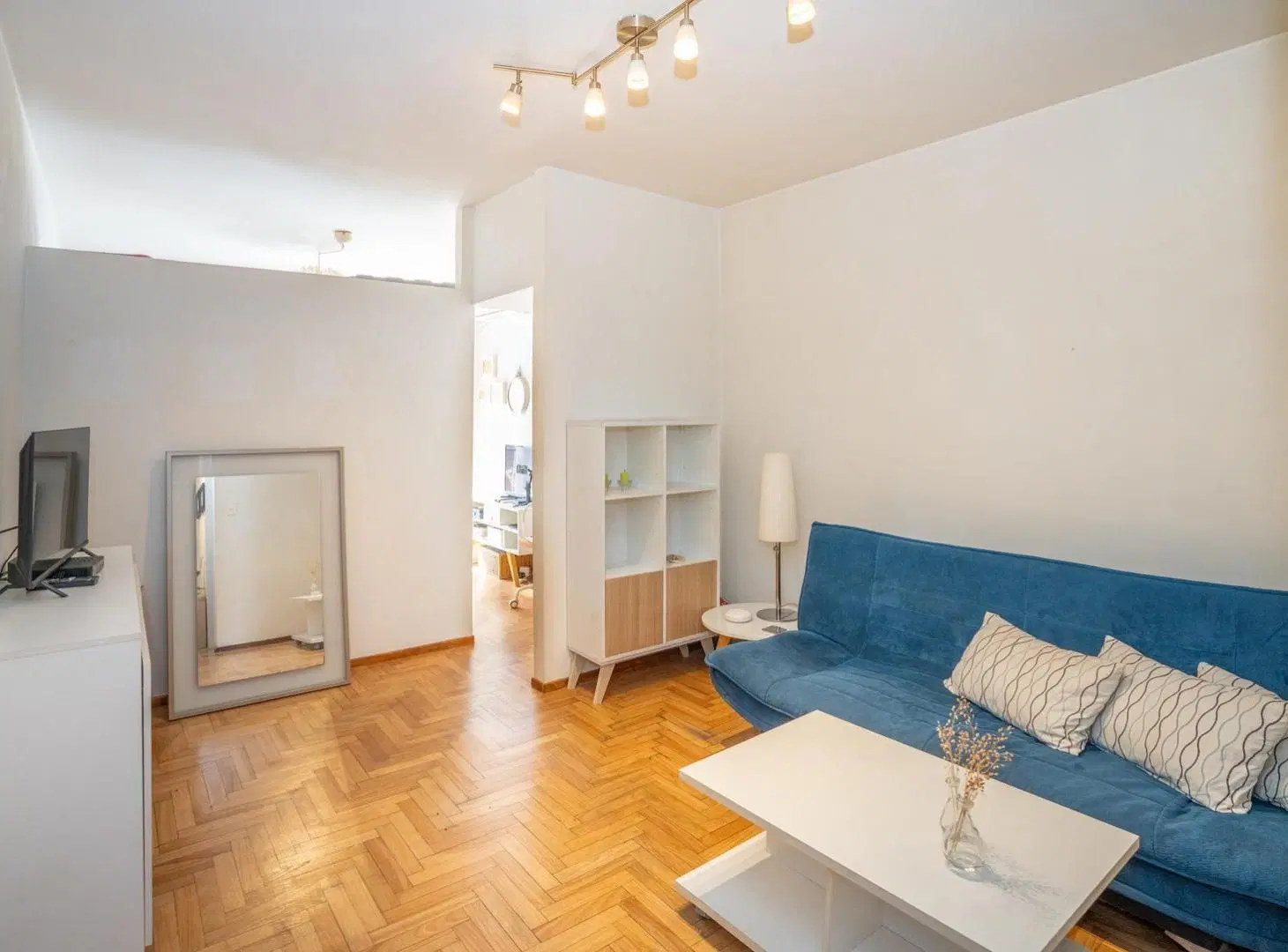 Venta depto 1 amb dividido y balcón Recoleta 5