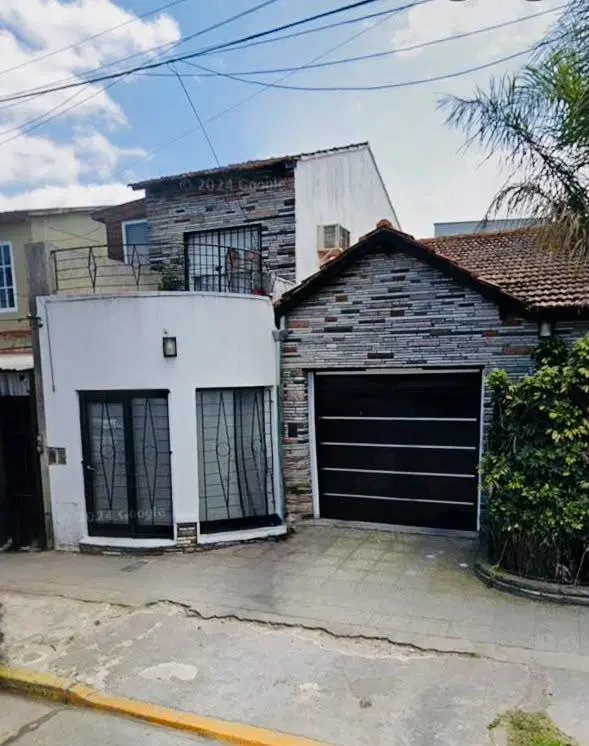 PH en Ezpeleta Oeste 3