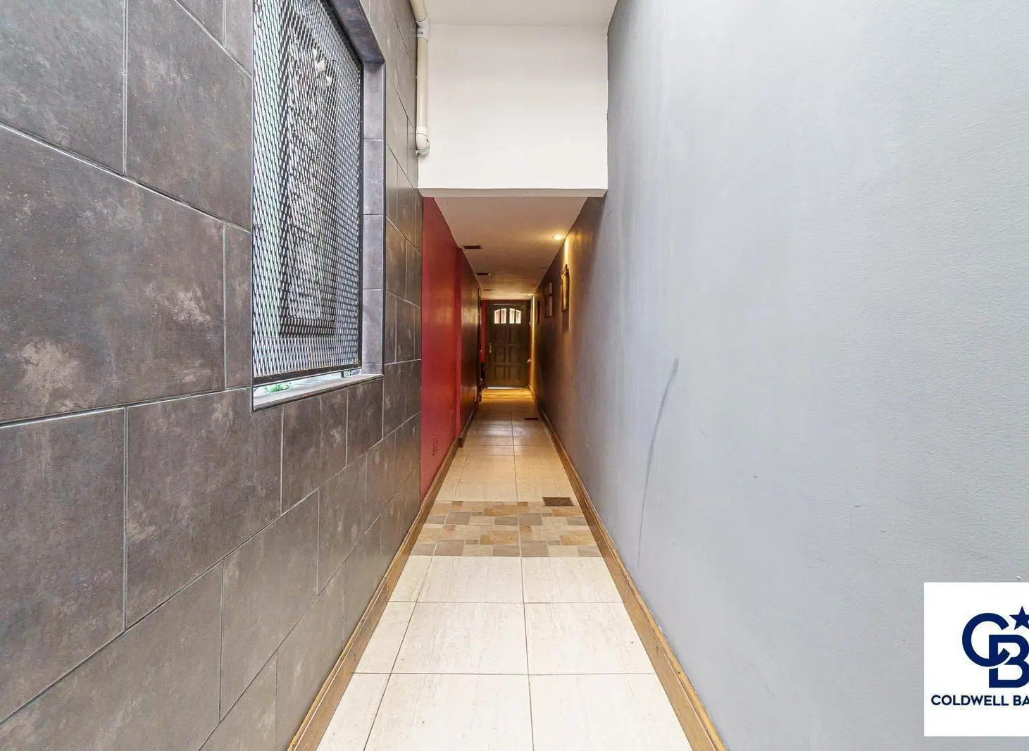 VENTA PH 4 AMBIENTES JARDIN Y PARRILLA EN PARQUE AVELLANEDA 3