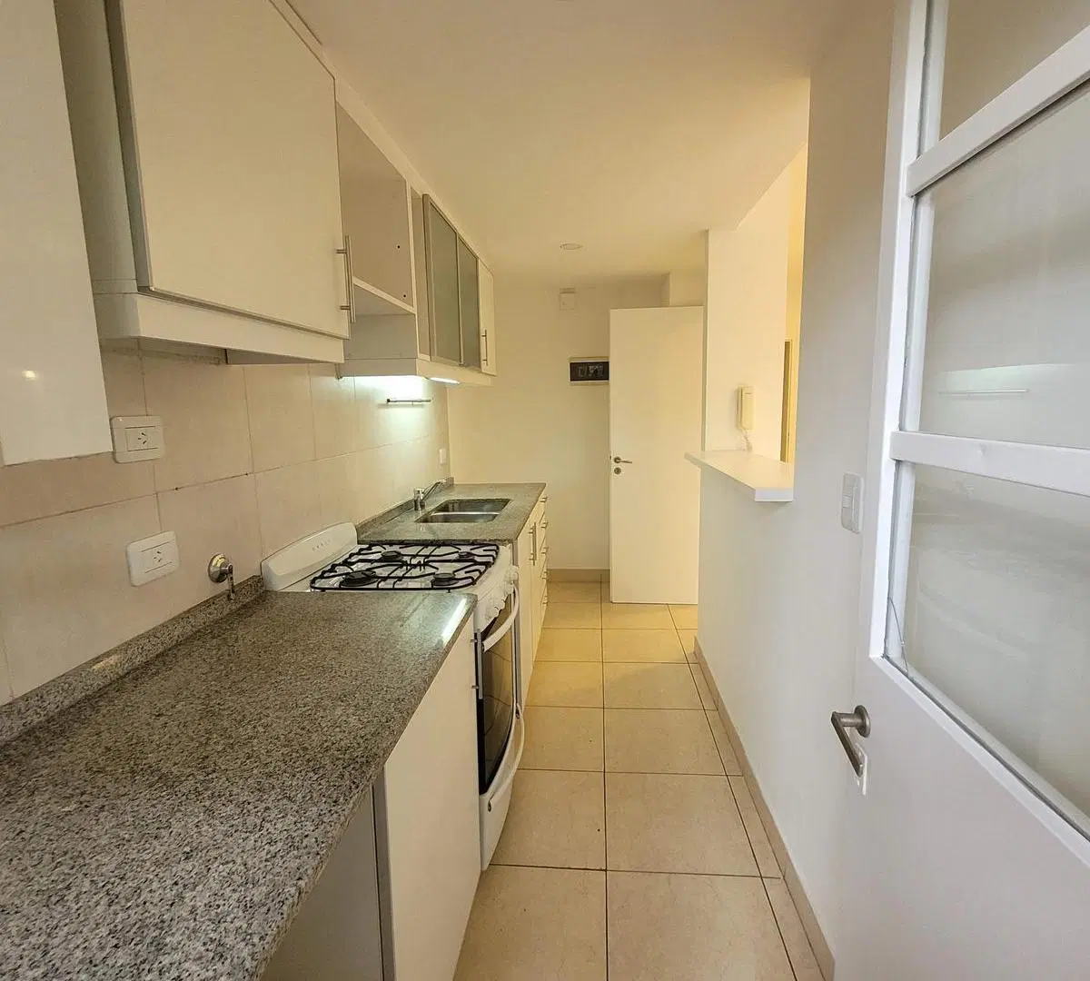 venta Departamento 3 ambientes con cochera en Tigre centro 3