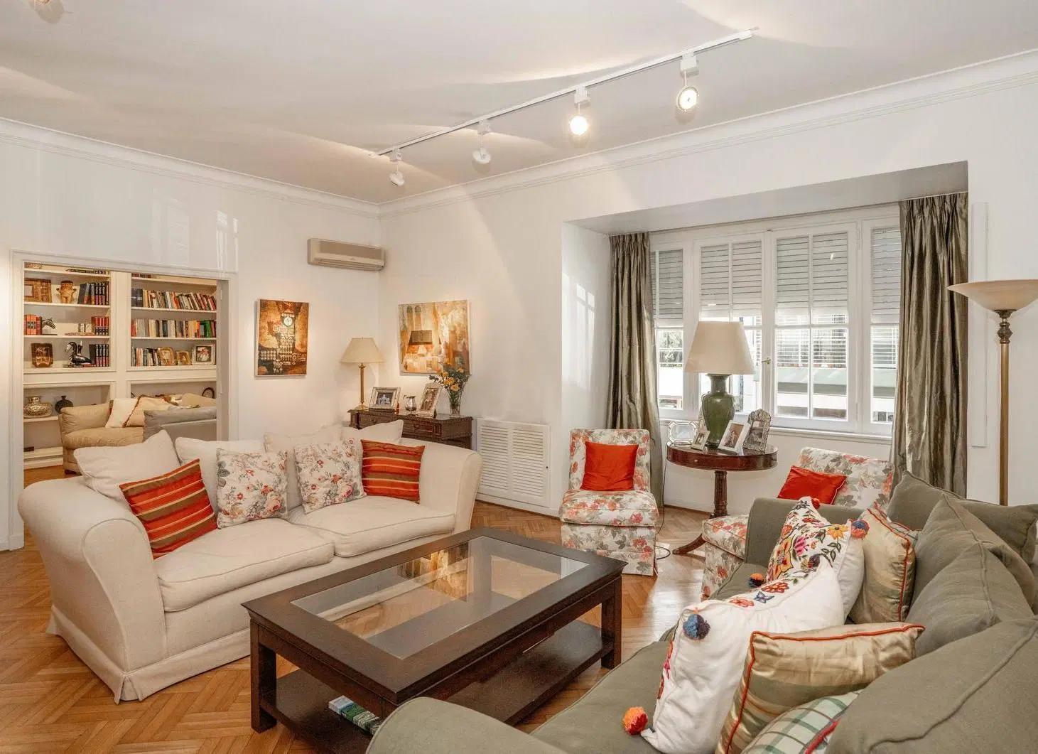 VENTA DEPTO 5 AMBIENTES EN LA ISLA 2