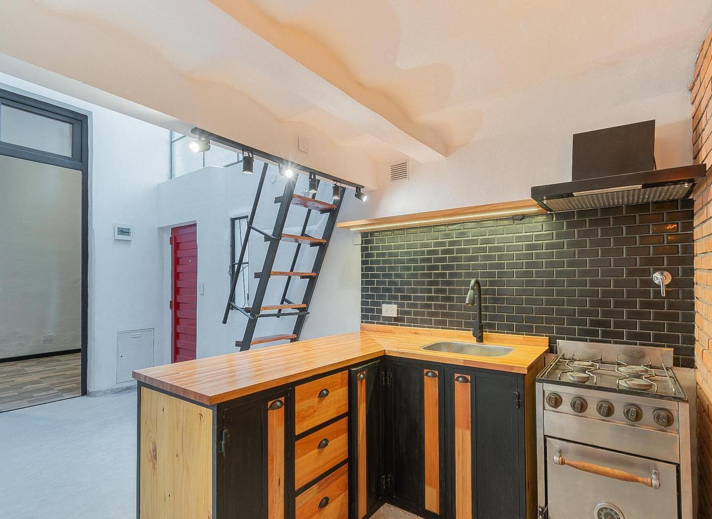 Foto de Venta PH 3 Amb San Telmo con lavadero Reciclado, imagen 2