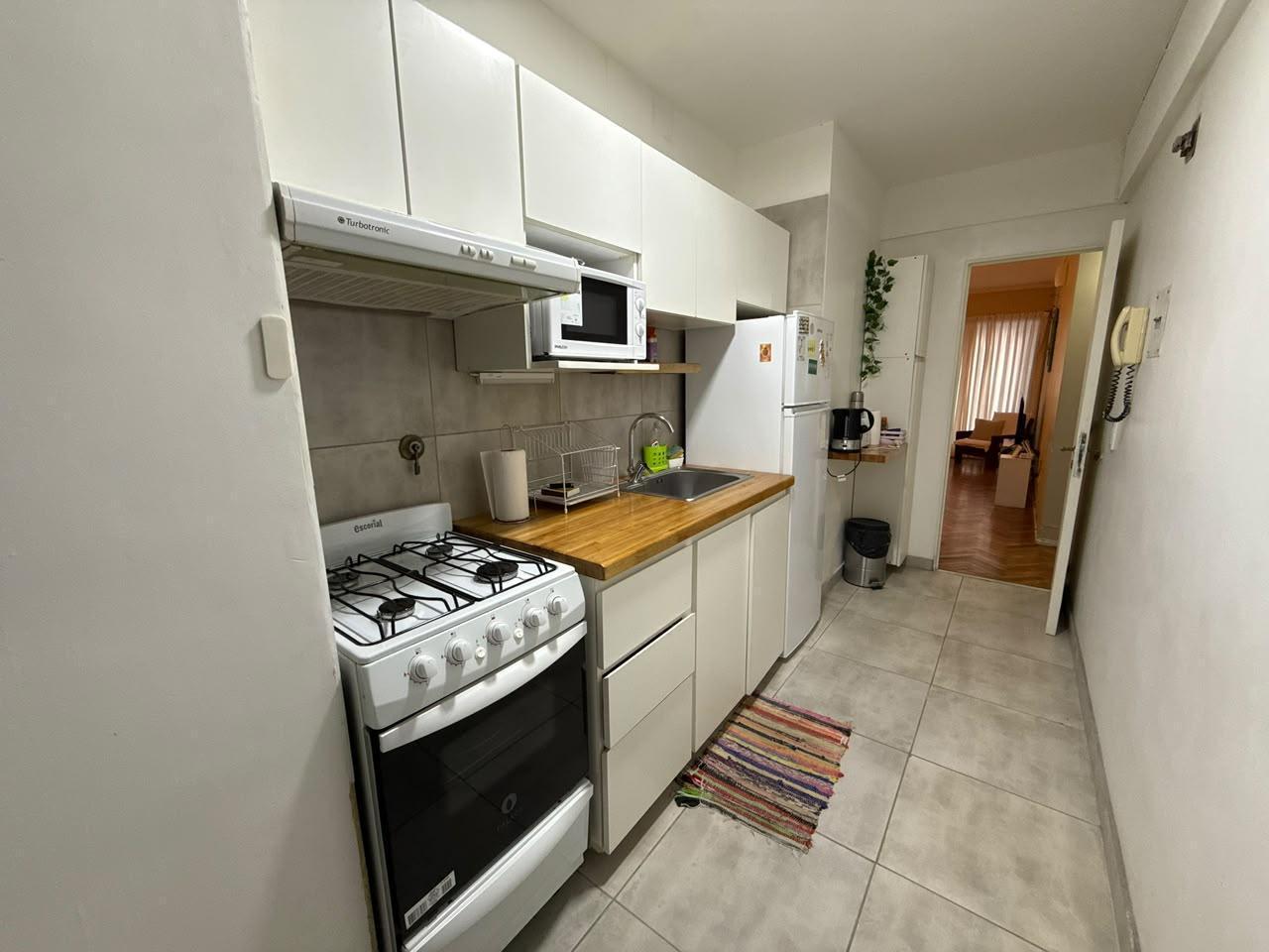 Foto de VENTA DEPARTAMENTO 3 AMBIENTES CON BALCÓN EN EL CORAZÓN DE RECOLETA, imagen 3
