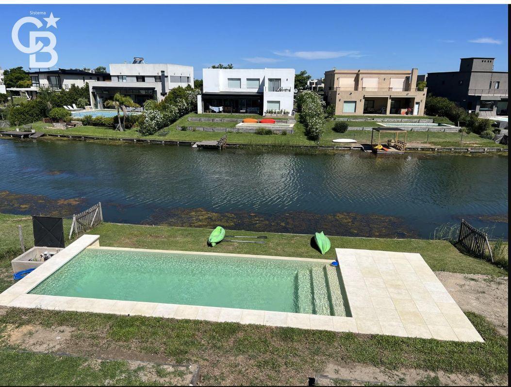 Foto de VENTA DE CASA 6 AMBIENTES A LA LAGUNA PUERTOS DEL LAGO, imagen 1