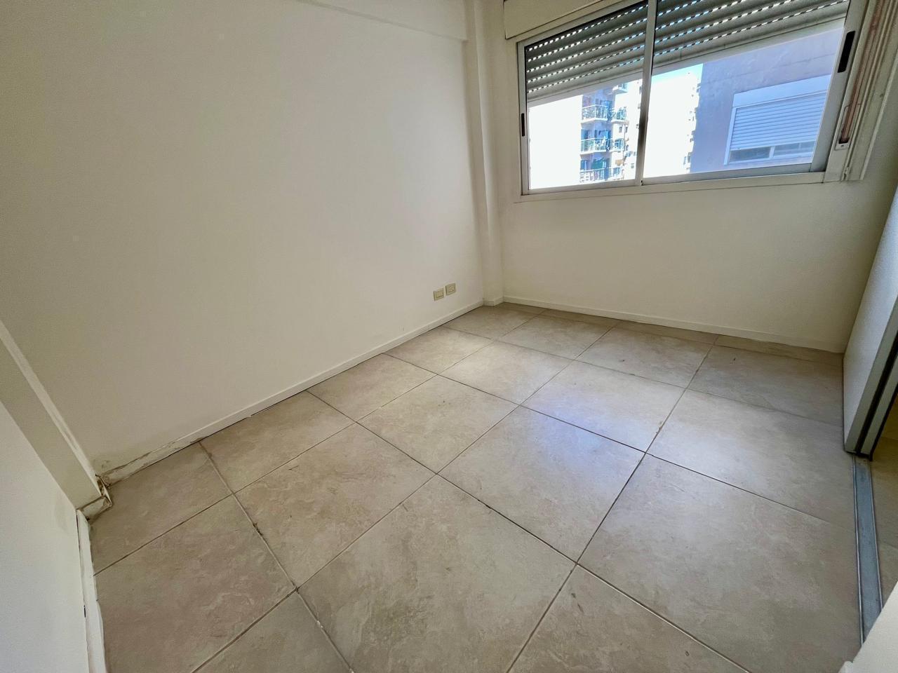 Foto de VENTA DEPTO 2 AMBIENTES EN FLORES APTO CREDITO A ESTRENAR CON BALCON, imagen 5