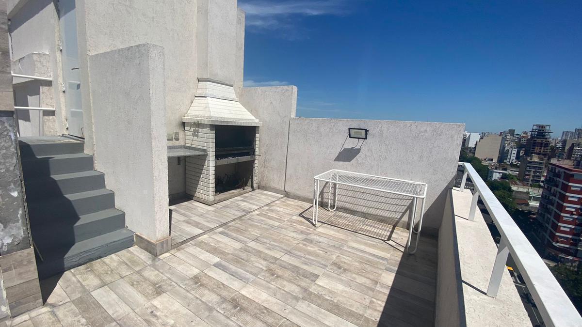 Foto de VENTA DEPTO APTO CREDITO 2 AMBIENTES A ESTRENAR CON BALCON EN FLORES, imagen 2