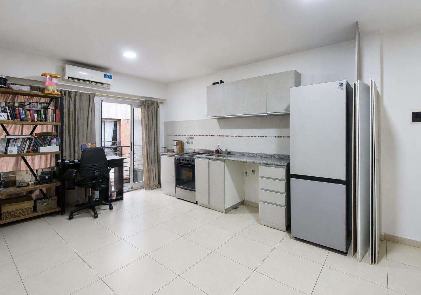 Foto de Depto 2 ambientes con balcón, cochera y amenities, imagen 1