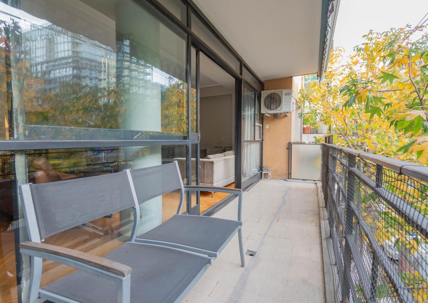 Foto de VENTA DPTO 4 AMB BALCON Y COCHERA, imagen 4