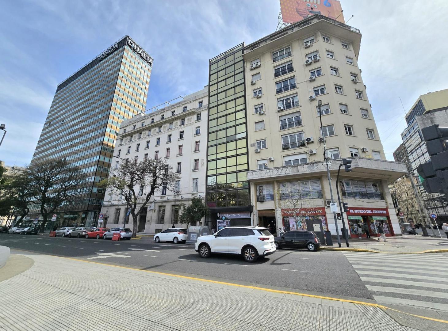 Foto de Excelente Oficina remodelada al frente San Nicolás, imagen 2