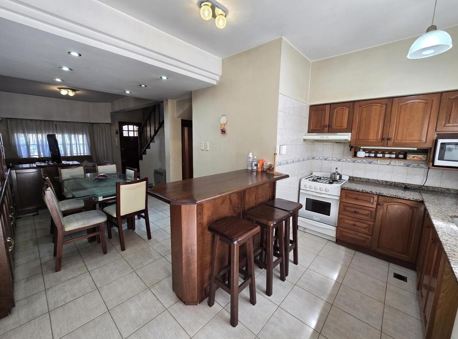 Foto de Excelente Duplex 3 amb patio y cochera Lomas de Zamora, imagen 4