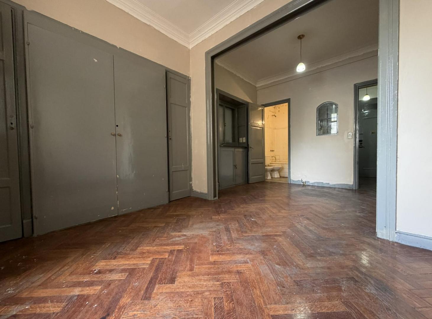Foto de AMPLIO MONOAMBIENTE CON COCINA SEPARADA | 28 M² | CONTRAFRENTE, imagen 5