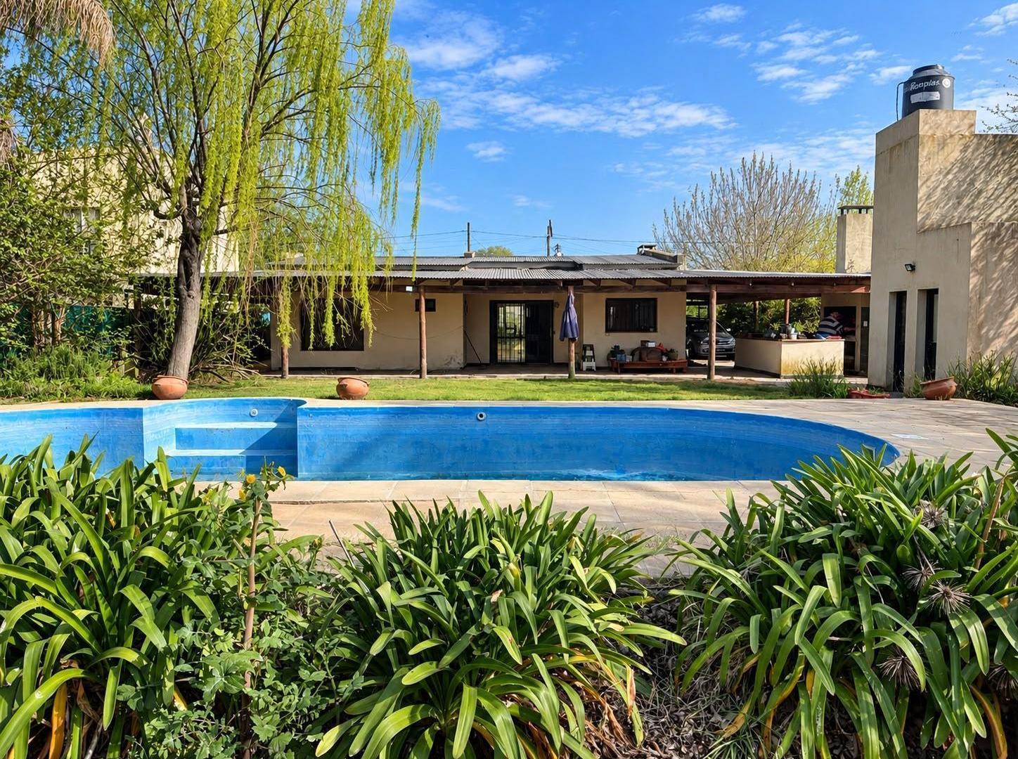 Foto de CASA QUINTA EN LAGUNA DE LOBOS CON PILETA Y PARRILLA, imagen 3