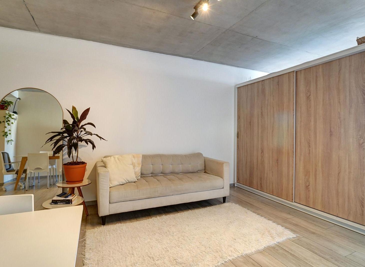 Foto de Venta departamento monoambiente con balcón en Monserrat, imagen 5
