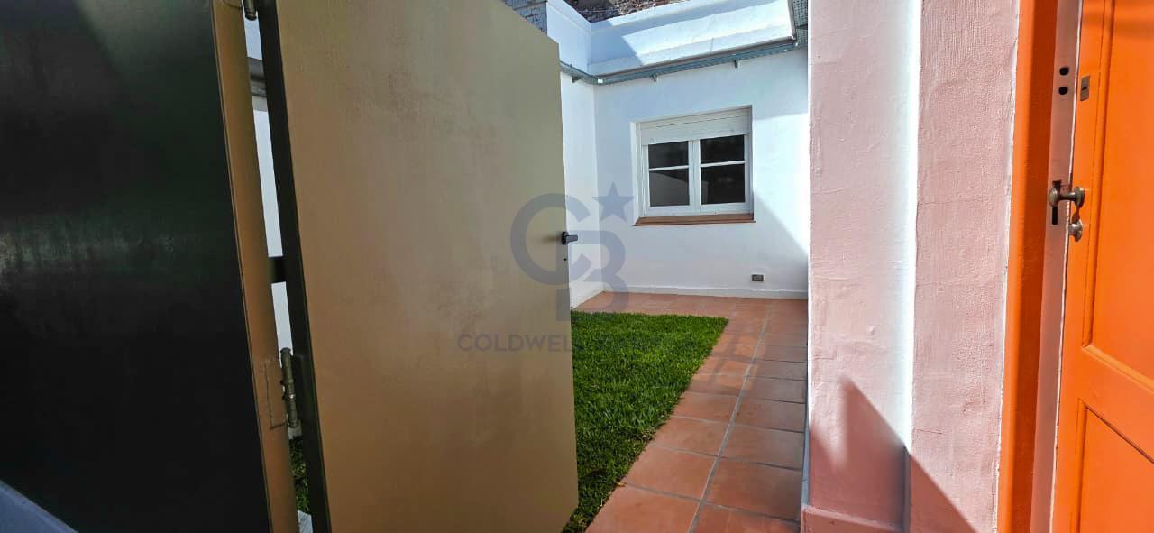 Foto de PH 3 AMB CON PATIO Y JARDIN RECICLADO TOTALMENTE A NUEVO FUNCIONAL Y, imagen 2