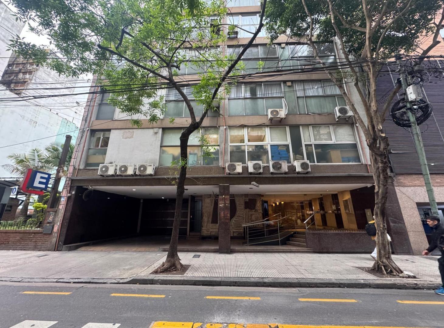 Foto de VENTA COCHERA FIJA CUBIERTA RECOLETA SEGURIDAD 24HS, imagen 4