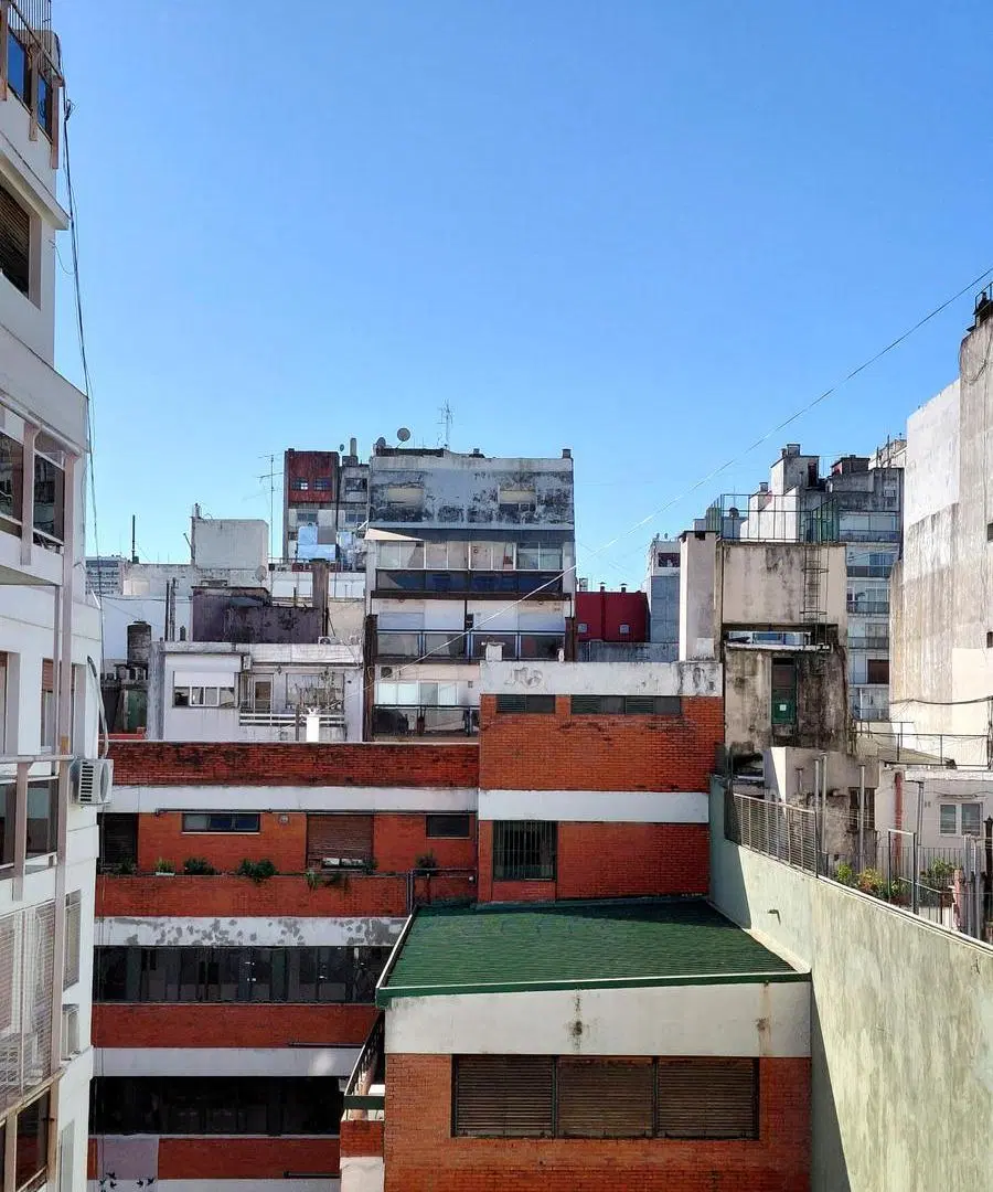 Departamento 2 ambientes Excelente ubicación 3