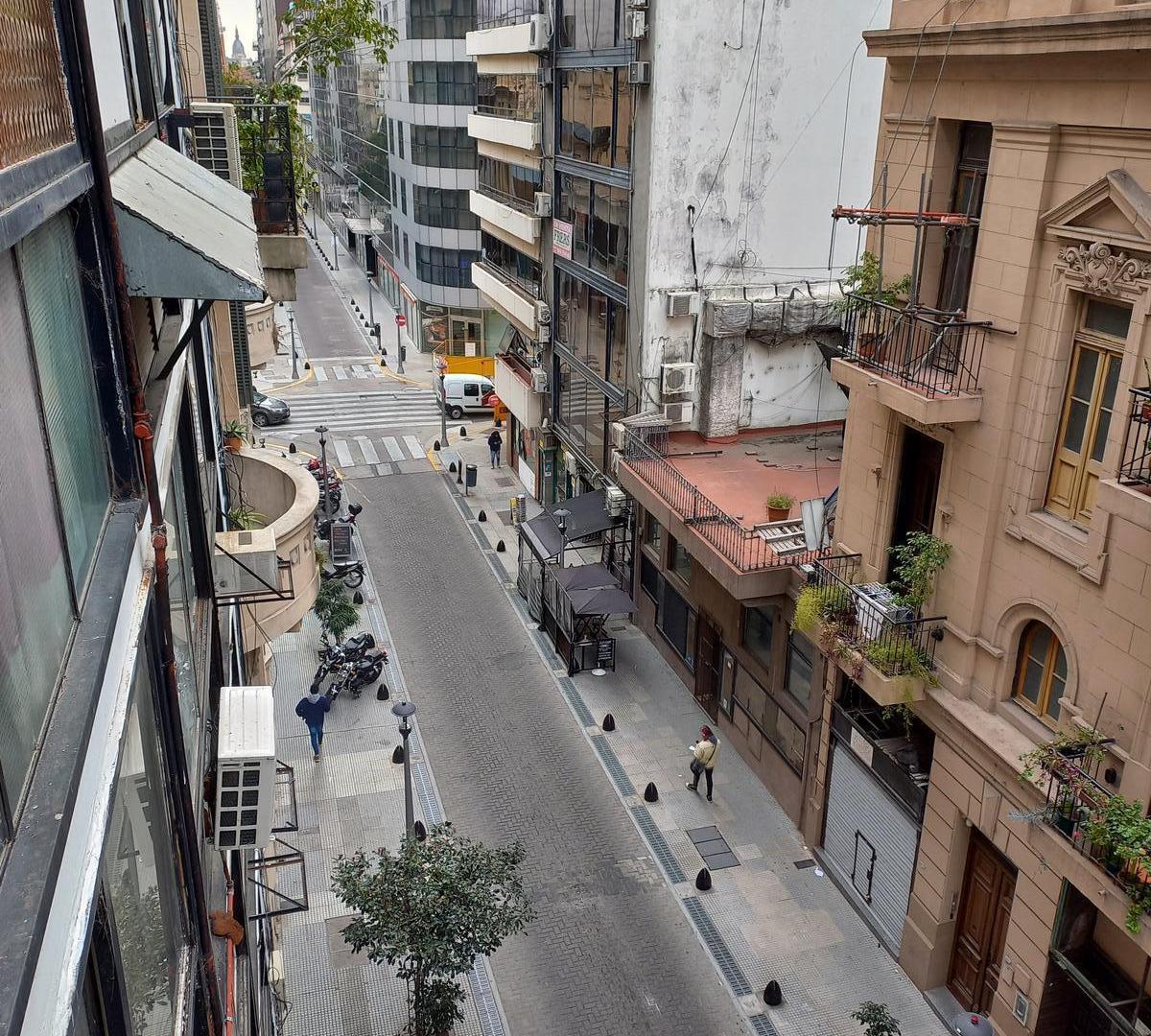 Foto de Departamento monoambiente con BALCON zona Retiro, imagen 3