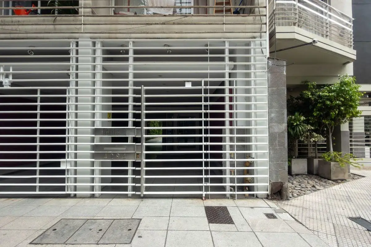 Alquiler Duplex 2 ambientes mas escritorio Luz / SOl 3