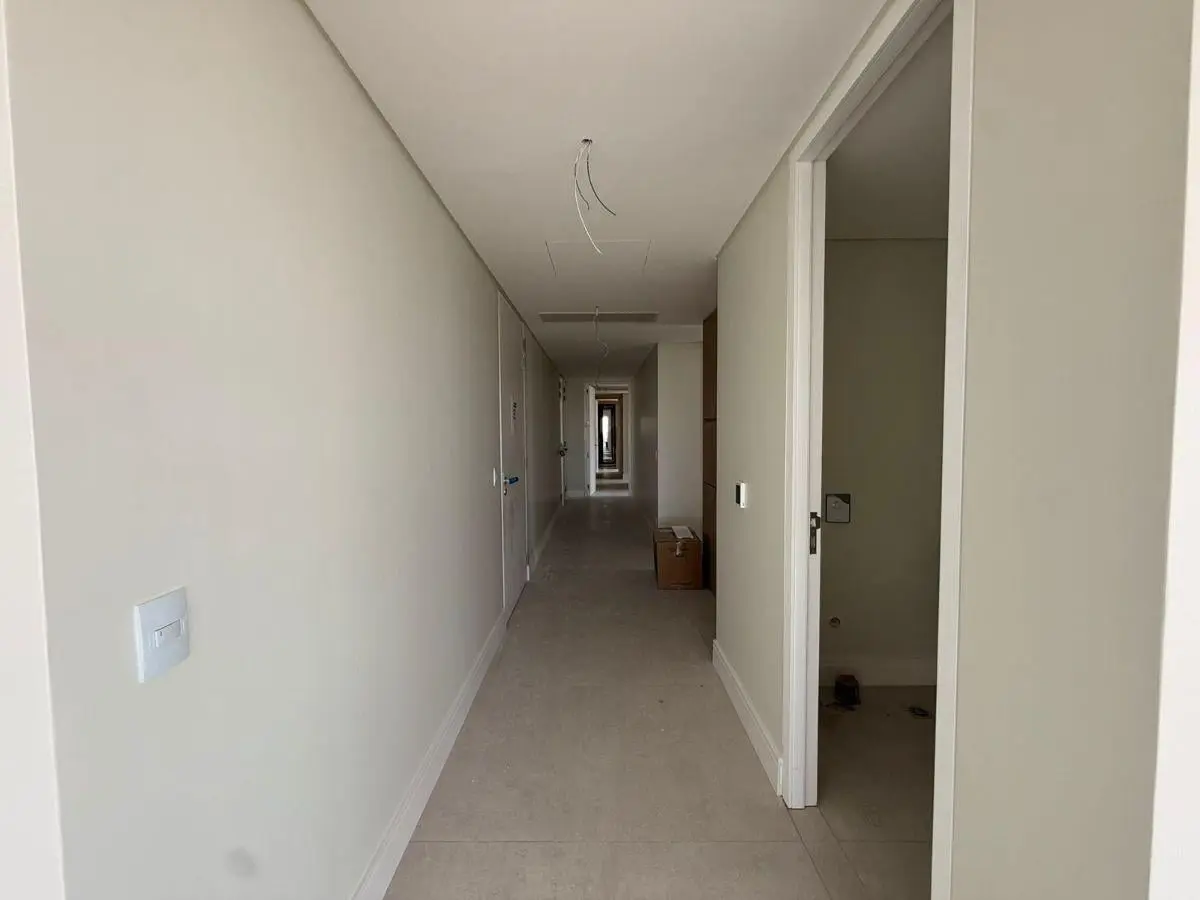 Edificio L'avenue Alquiler 3 suites / dependencia / lavadero / 2 cocheras 4