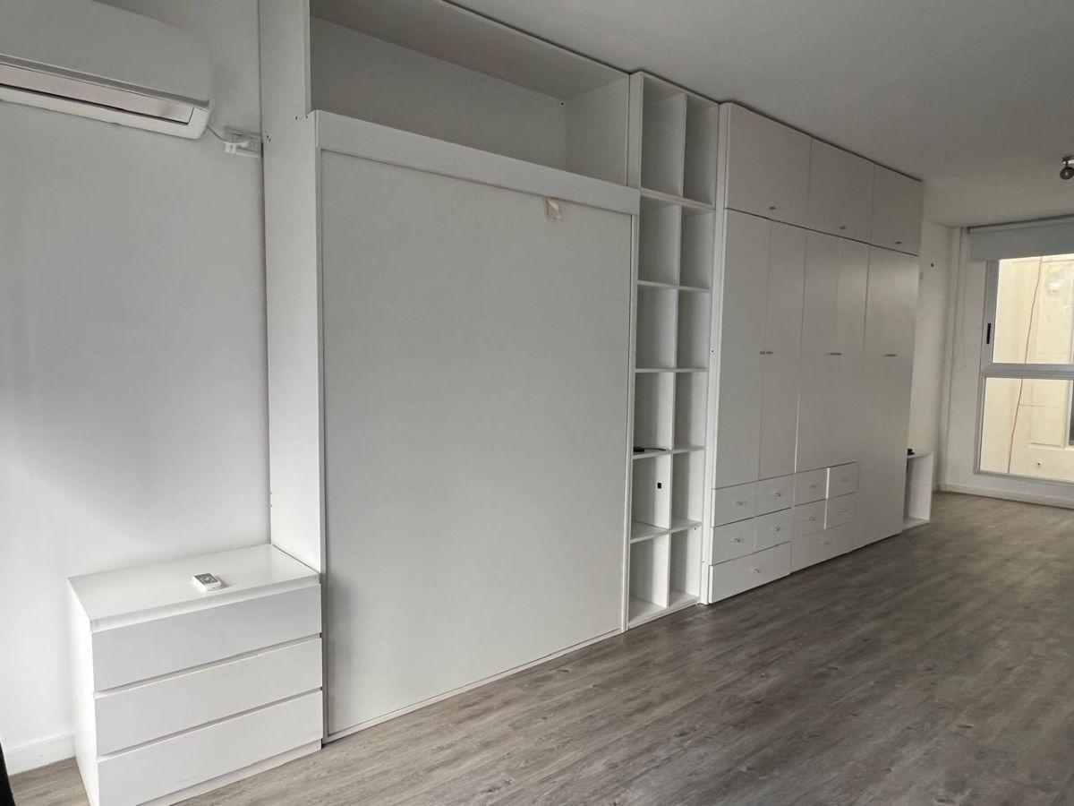 Foto de AMBIENTE Y MEDIO DIVISIBLE - PILETA -APTO PROF, imagen 1