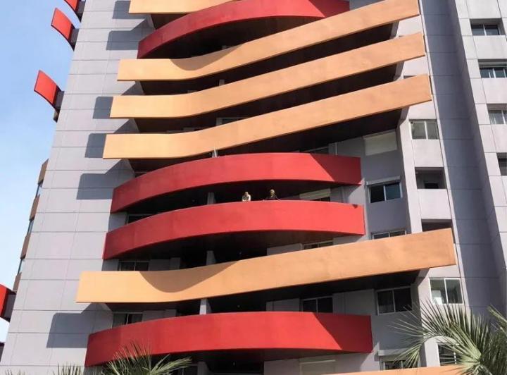 Apartamento en Punta del Este. Piso alto con vista