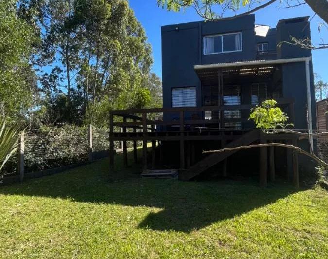 Casa en balneario buenos aires con piscina