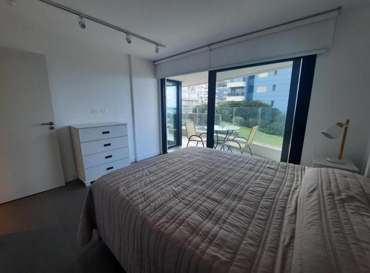 Foto de Apartamento - Punta del Este. Vista al mar. 50 m2 de terraza, imagen 3