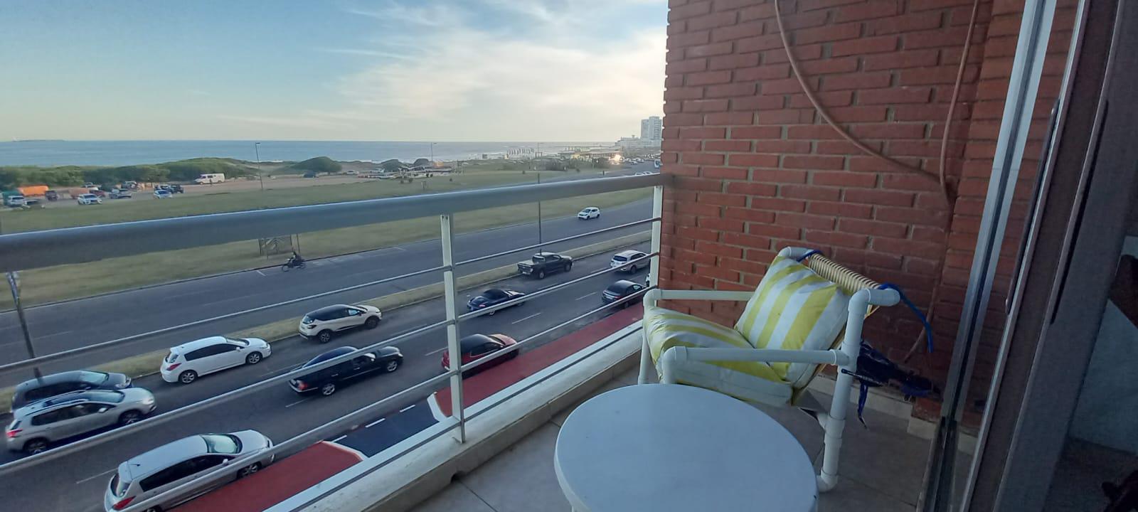Apartamento en playa brava