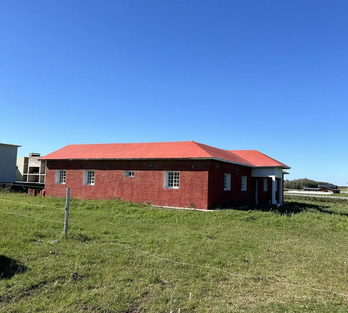 Casa Venta en Atlantida cuatro dormitorios 5
