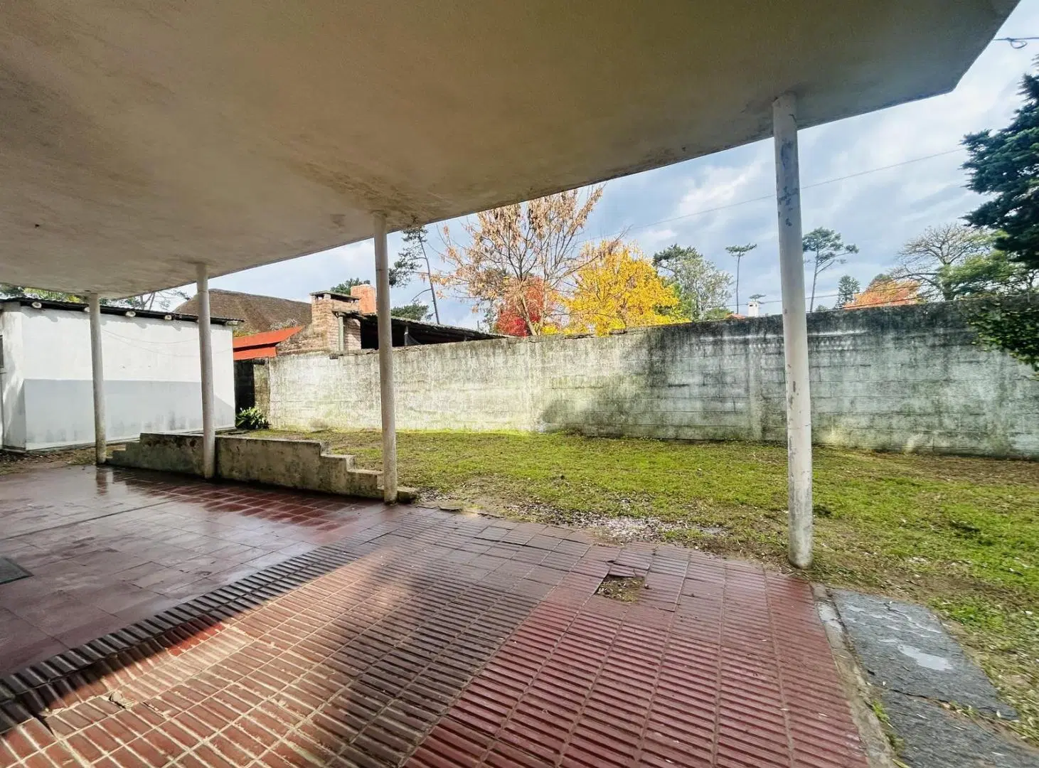 Venta Casa a reciclar más apartamento independiente en Pinares Punta del Este 4