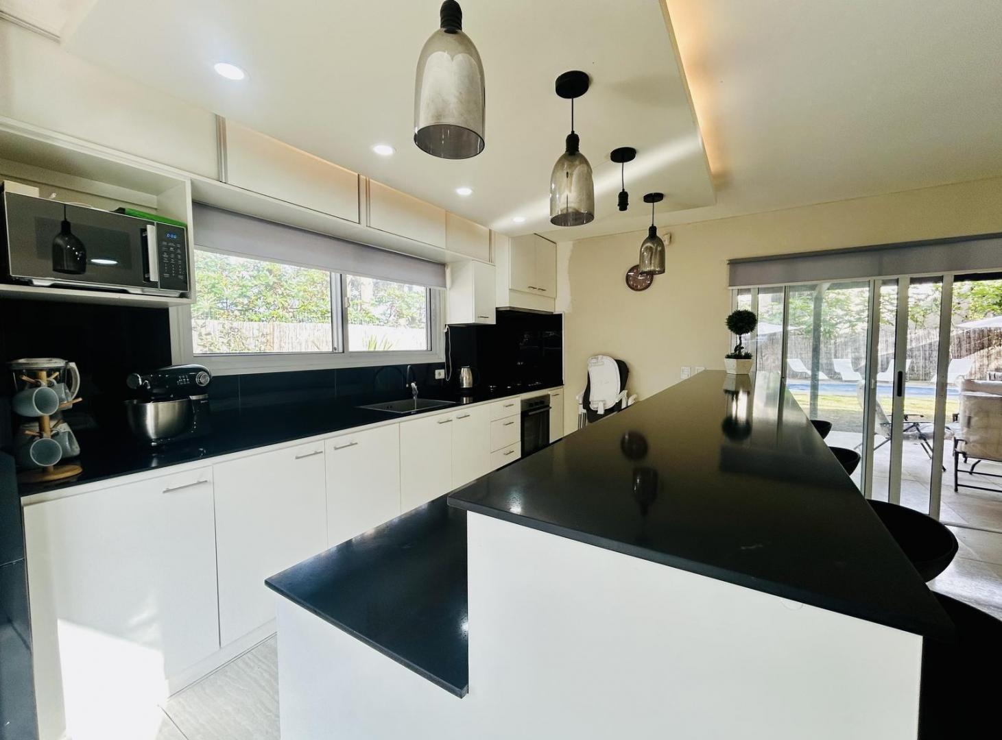 Foto de Casa - Punta del Este. Parque Burnett. Casas de 2 de dormitorios y 1, imagen 2