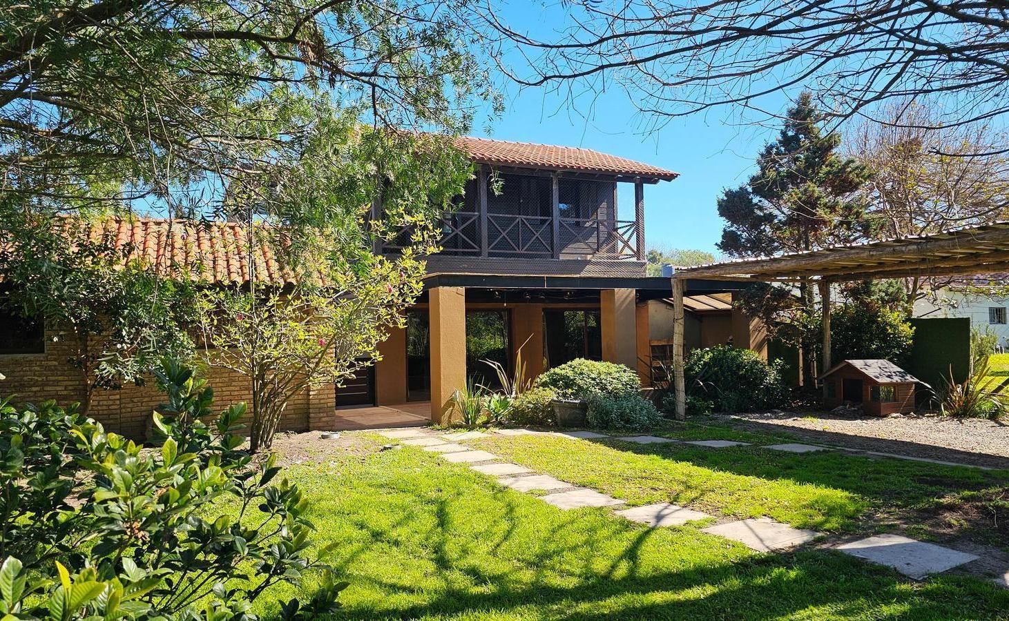Foto de venta Casa en Lomas de Solymar tres dormitorios más apartmento un, imagen 5