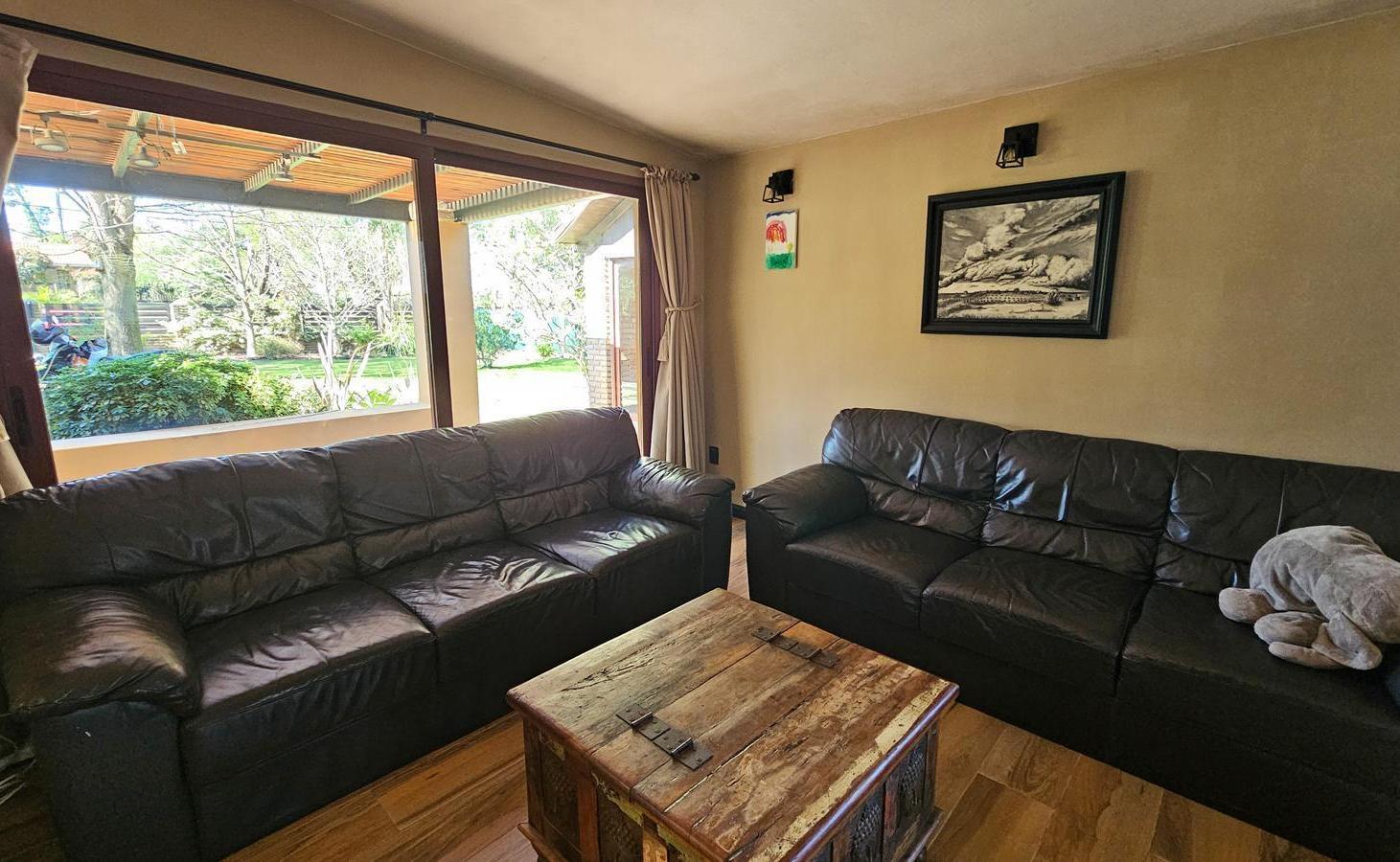 Foto de venta Casa en Lomas de Solymar tres dormitorios más apartmento un, imagen 2