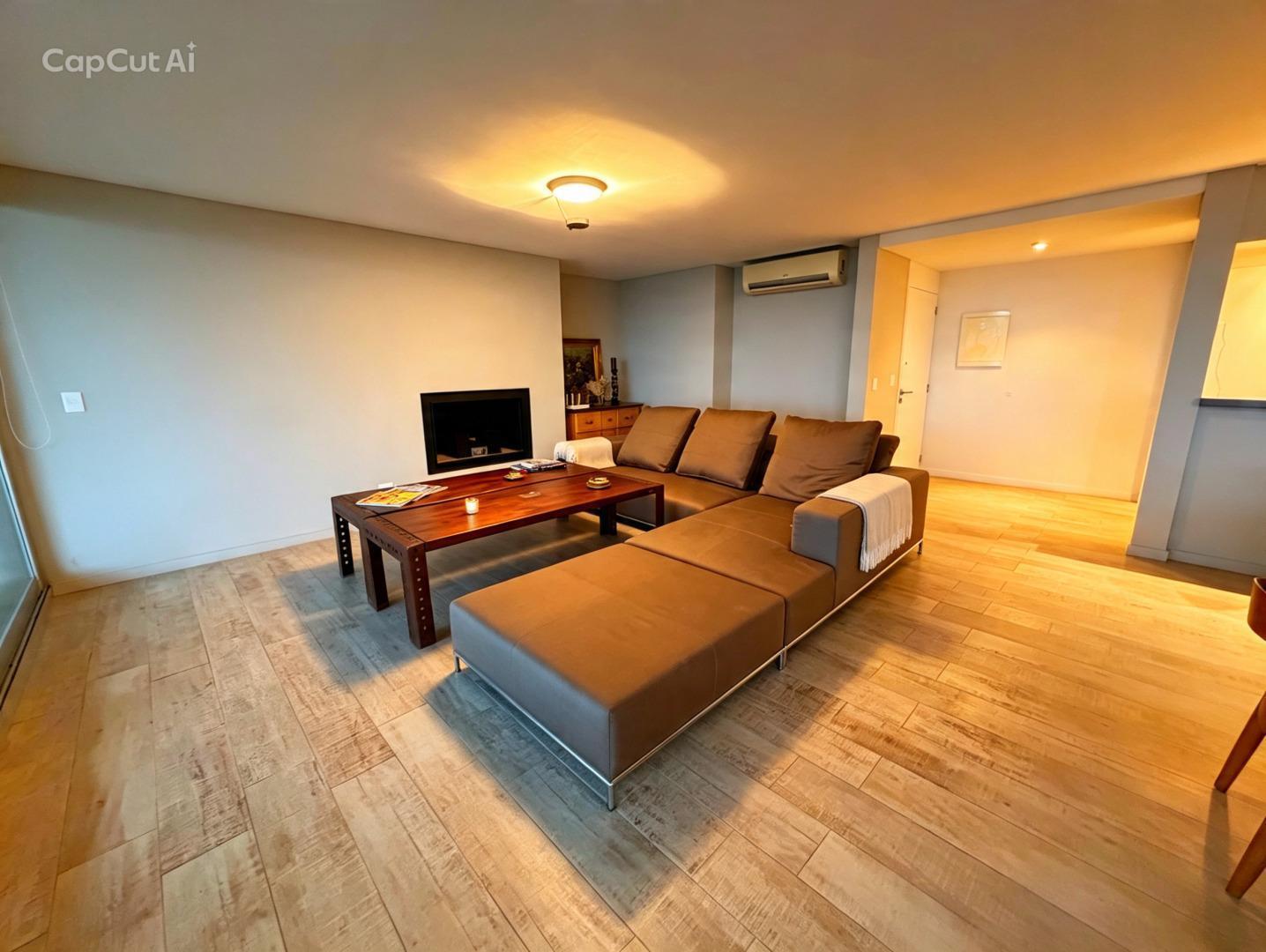 Foto de Apartamento en Playa Mansa. 3 dormitorios, imagen 2